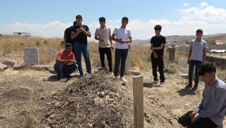 Baraj gölünde boğulan 2’si çocuk 5 kişi defnedildi