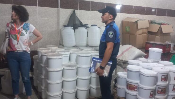 Bozulmuş ve etiketsiz tonlarca ürünler imha edildi