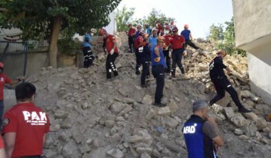 Dicle’de gerçeği aratmayan deprem tatbikatı yapıldı