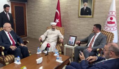 Diyanet İşleri Başkanı Ali Erbaş, Tunceli Valiliğini ziyaret etti