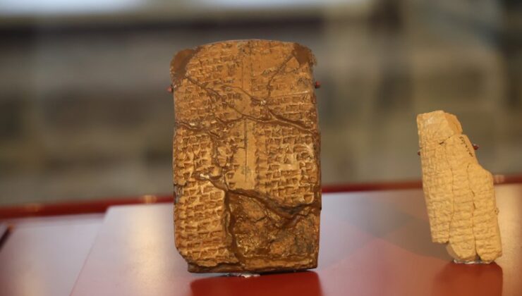 Diyarbakır’da 2 bin 648 yıllık kadın isimleri tablet dikkat çekiyor