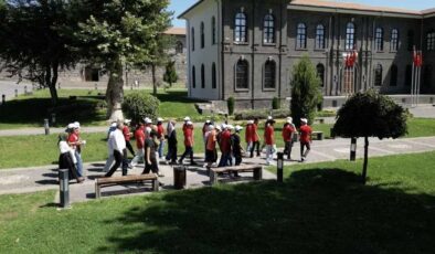 Diyarbakır’da öğrencilere tarihi yerler gezisi