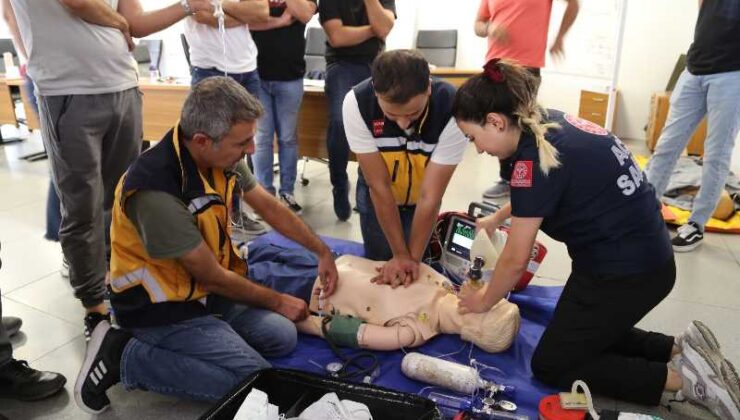 Diyarbakır’da sağlık çalışanlarına İLYAD eğitimi verildi