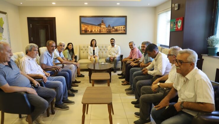 Aziziye ve Gürdoğan mahalle sakinlerinden Eş Başkanlara ziyaret