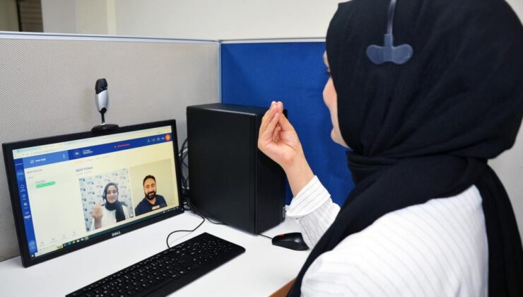 Engelsiz enerji: işitme engellilere özel çağrı merkezi