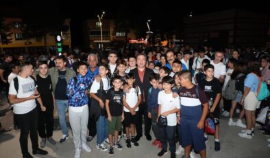 Erzincan’dan Malazgirt’e giden grup uğurlandı