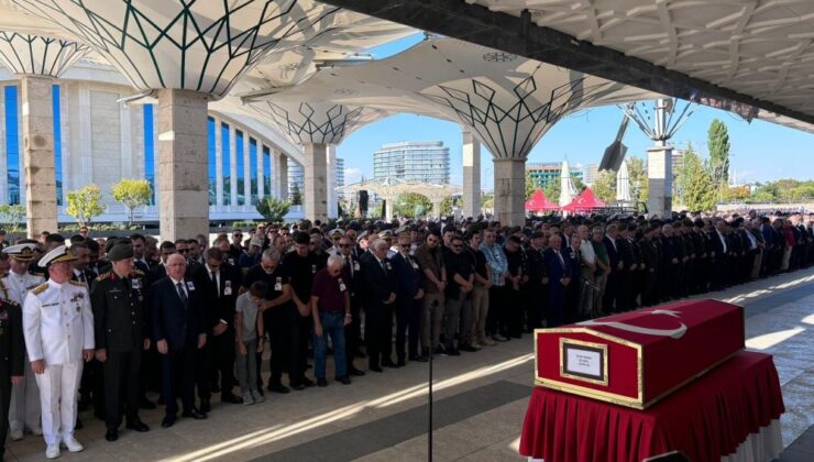 Eski Jandarma Genel Komutanı Galip Mendi son yolcuğuna uğurlandı