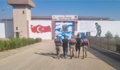 Gaziantep’te göçmen kaçakçısı 2 organizatör tutuklandı