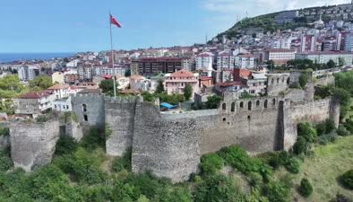 İçkale kazısında 4 büyük medeniyetin izleri gün yüzüne çıkarılıyor
