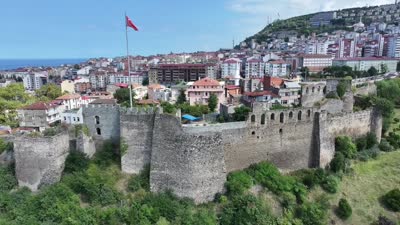 İçkale kazısında 4 büyük medeniyetin izleri gün yüzüne çıkarılıyor
