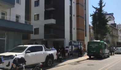 İnşaattan düşen işçi yaşamını yitirdi