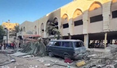 İsrail’in El-Tabin Okulu’na bombalı saldırısı