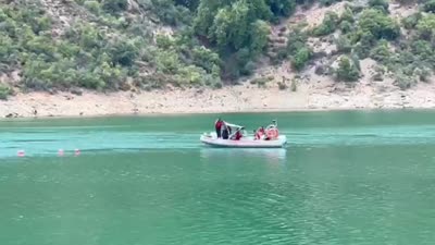 Helikopter kırıma uğradı, çıkarma çalışmaları başladı