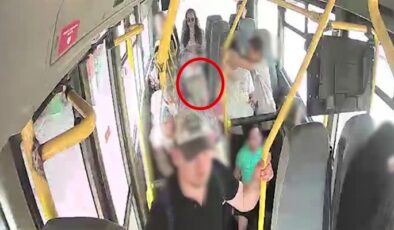 Otobüste unutulan içi para dolu çanta, sahibine ulaştırıldı