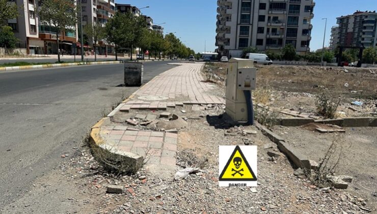 Diyarbakır’da kaldırımdaki trafo tehlikesi