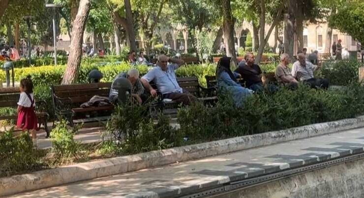 Şanlıurfa’da sıcak hava hayatı olumsuz etkiliyor