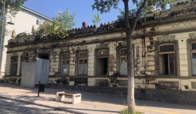 Tarihi bina yok olma tehlikesiyle karşı karşıya