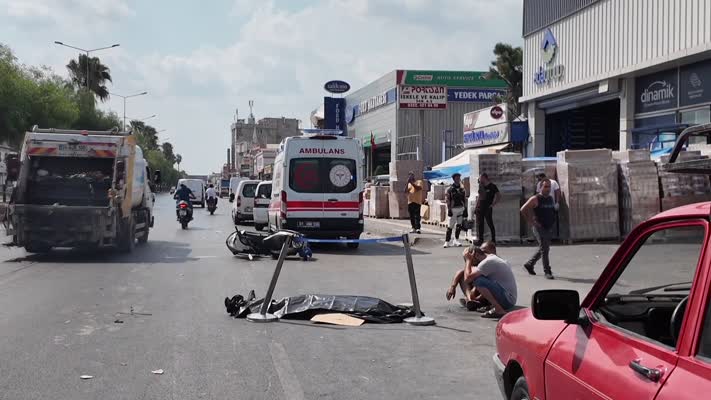Tır ile çarpışan motosikletteki kadın öldü