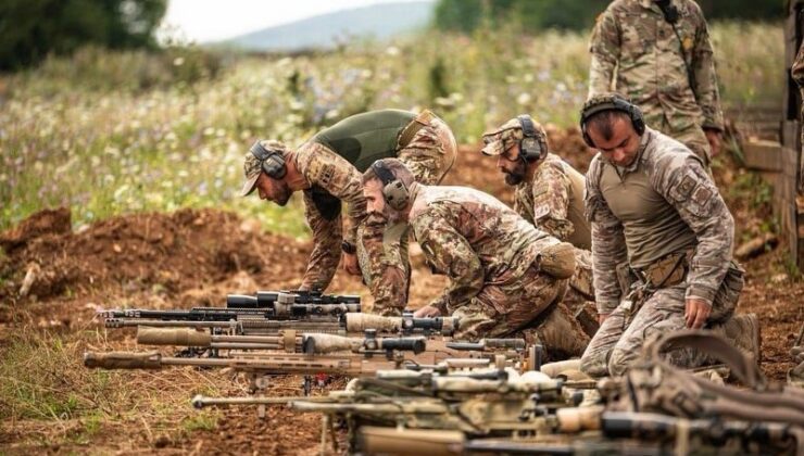 Türk askeri Avrupa en iyi keskin nişancı yarışmasını kazandı