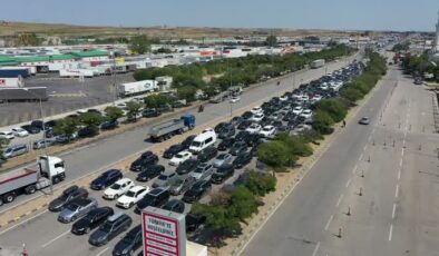 Gurbetçilerin hüzünlü dönüşleri sürüyor