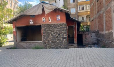 Metruk ev tedirgin ediyor