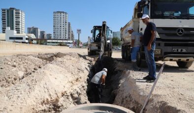 Yeni bağlantı yolunda yağmursuyu hattı!