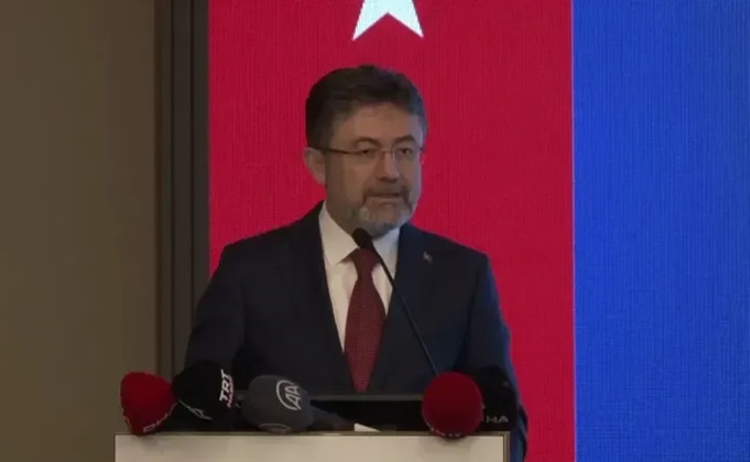 Bakan Yumaklı: ” mevcuttaki suyumuzu da dikkatli ve verimli kullanmamız gerekir”