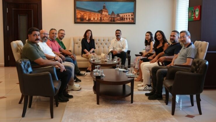 Demirtaş’ın avukatlarından Belediye’ye ziyaret