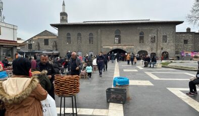 Diyarbakır’ın kent sosyolojisine uygun yapılar yapılmalı