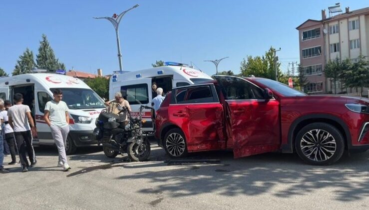 Elazığ’da Togg ile motosiklet çarpıştı: 2 yaralı