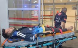 İki motosiklet kafa kafaya çarpıştı