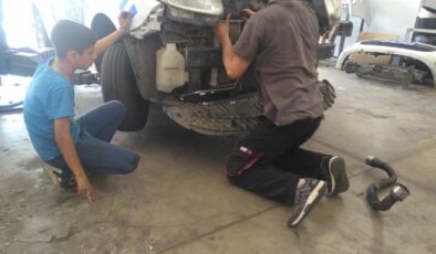 Diyarbakır’da Sanayi Siteleri 40 derece sıcağa rağmen çalışıyor