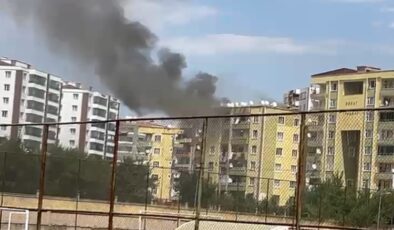 Şehitlik semtinde bir binada yangın!