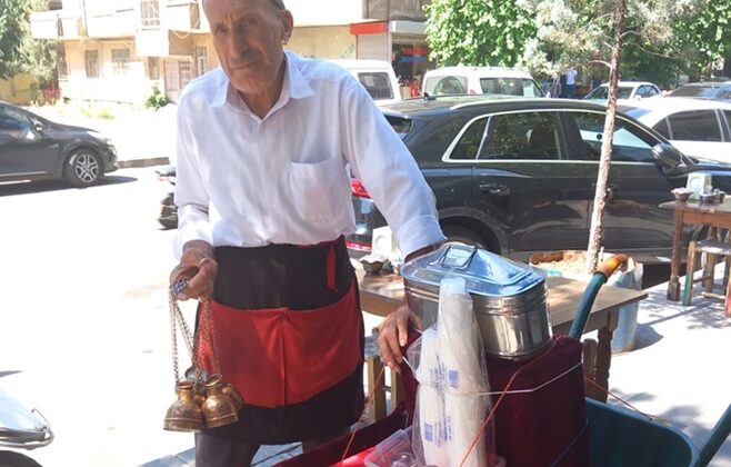 Diyarbakır’ın serinleten içeceği ”Şerbet”