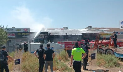 Diyarbakır’daki korkutan yangının söndürülmesine TOMA desteği