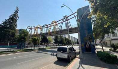 Diyarbakır Diclekent Bulvarı’ndaki üst geçitte asansör yok