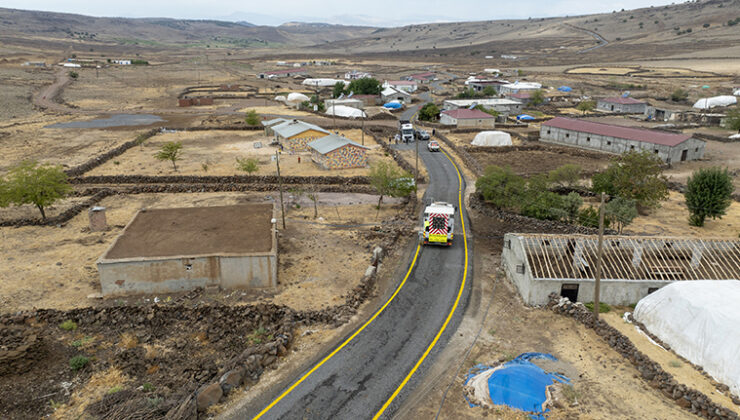 Kırsal mahallelerde 250 kilometre yeni yol yapıldı