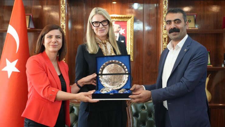 İsveç İstanbul Başkonsolosundan Eş Başkanlara ziyaret