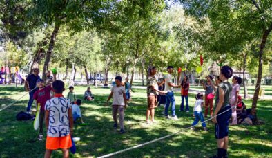 Uluslararası Uçan Halı Çocuk Festivali düzenlendi