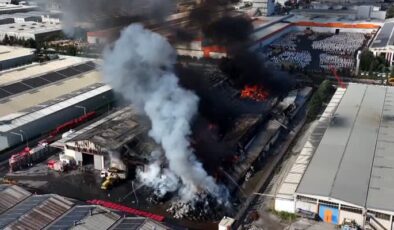 Kayseri Organize Sanayi’de Keçe Fabrikasında büyük yangın