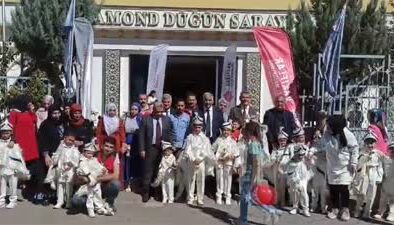 Bingöl’de 21 çocuk için coşkulu sünnet şöleni düzenlendi