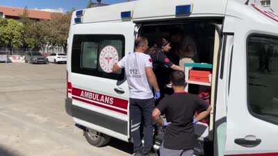 8 öğrenci zehirlenme şüphesiyle hastaneye kaldırıldı