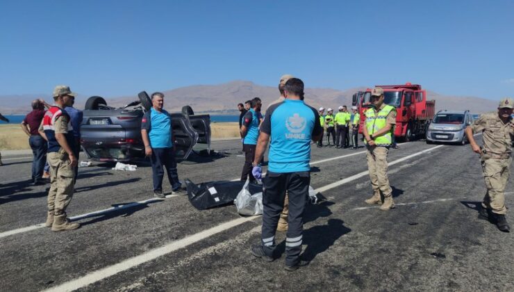 Van-Erciş kara yolunda feci kaza: 2 ölü, 4 yaralı