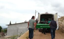 Av tüfeğiyle vurulan baba ile oğlu ve gelini öldü