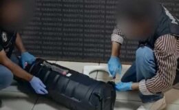 Batman’da hoparlöre gizlenmiş 2,7 kilo uyuşturucu ele geçirildi