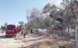 Şanlıurfa’da fabrika yangını: 3 işçi dumandan etkilendi