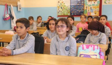 Cumhurbaşkanı Erdoğan’ın desteğiyle minik Ada ders başı yaptı