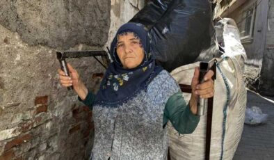 Diyarbakır’da 65 yaşındaki kadın 20 yıldır çöp toplayarak geçimini sağlıyor