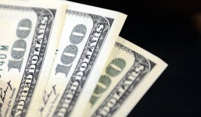 Dolar 34,18 seviyesinde, euro 38,19 ile güne başladı