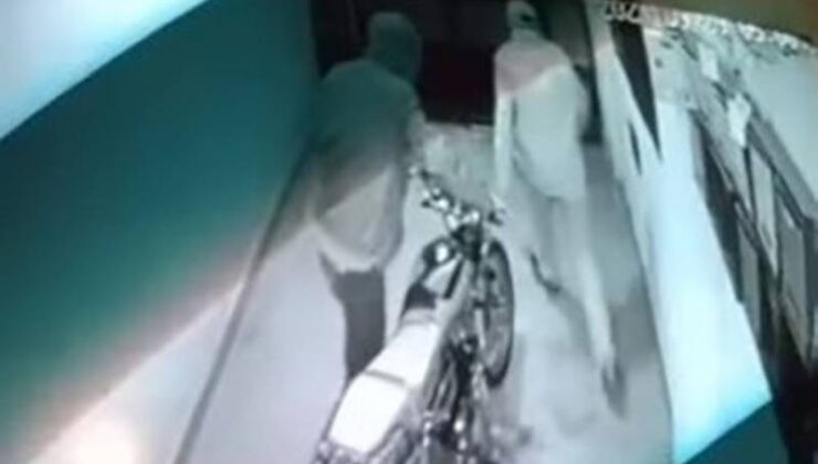Elazığ’da binadan motosiklet çalındı, hırsızlık kamerada